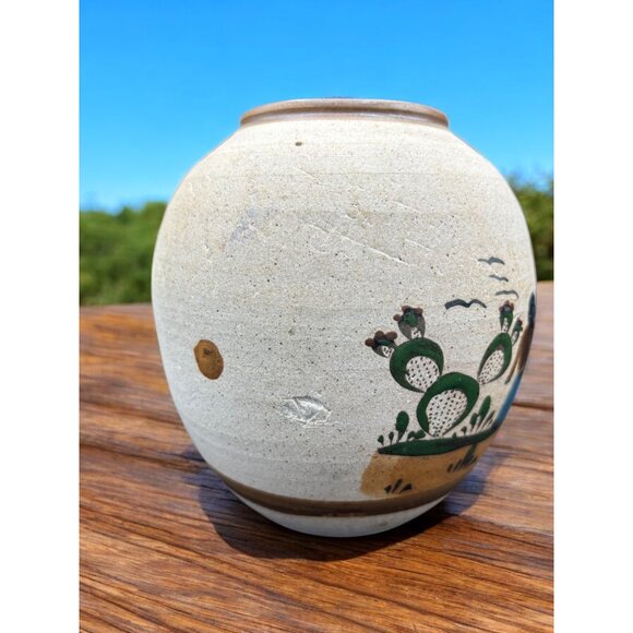 Vintage Mexican Pottery Vase signed Hand Painted Family - Picture 2 of 8